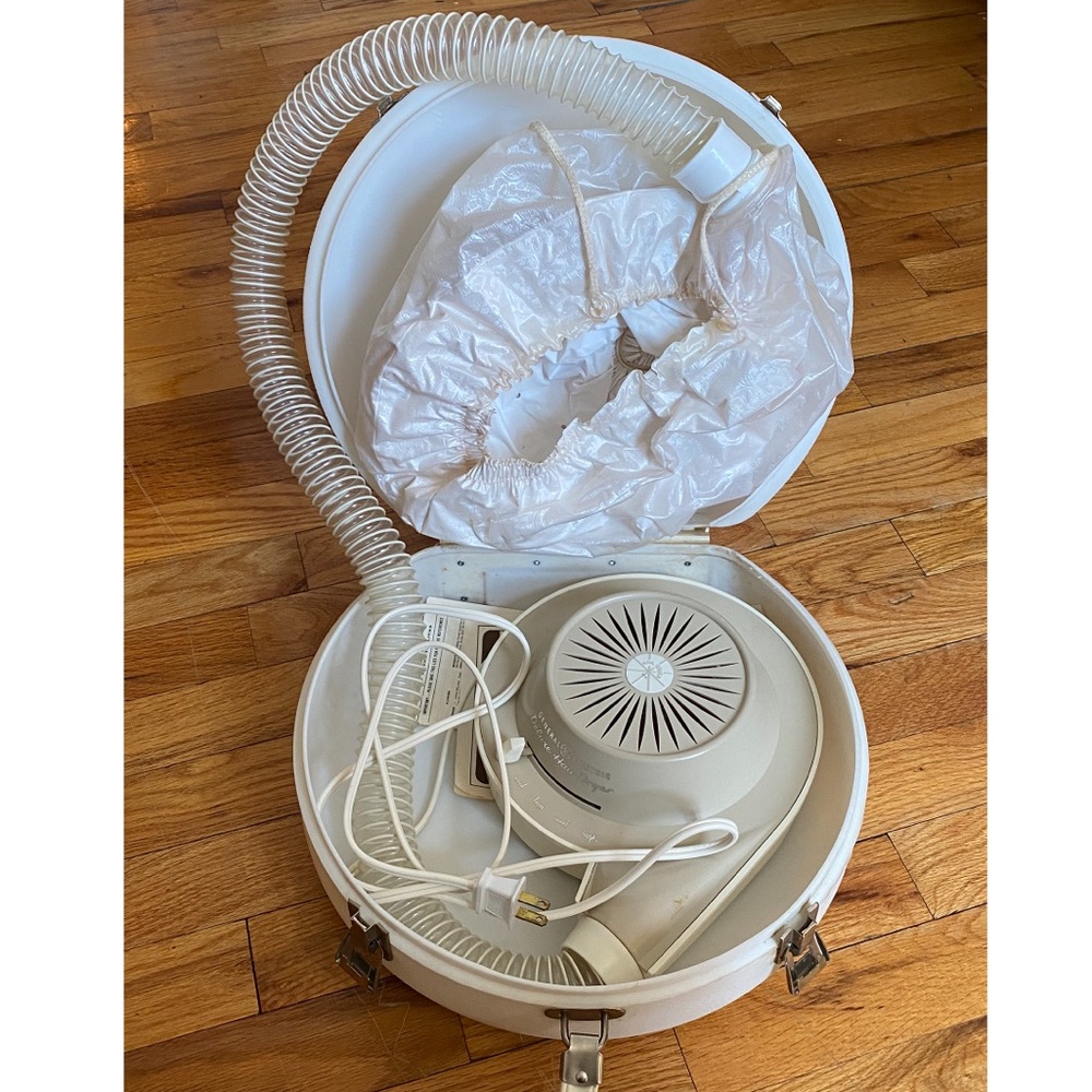 Vintage General Electric portable hair dryer